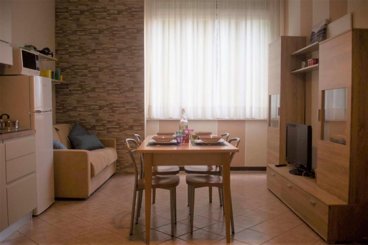 Valbrona Appartamento Timeless Con Piscina E Tennis מראה חיצוני תמונה